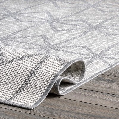 NuLOOM Saunders Geometric Indoor/Outdoor Area Rug 3 NuLOOM Saunders Geometric Indoor/Outdoor Area Rug - Image 3