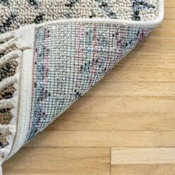 NuLOOM Akua Bands Tassel Area Rug 9 NuLOOM Akua Bands Tassel Area Rug -Home Furnishing Store GUEST 257305b0 1915 4e60 b00f 3648237b0ec7