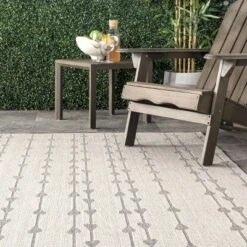 NuLOOM Kiernan Vertical Teardrop Stripe Indoor And Outdoor Area Rug 14 NuLOOM Kiernan Vertical Teardrop Stripe Indoor And Outdoor Area Rug -Home Furnishing Store GUEST 2c2d7804 40ba 4381 9e8d 1e9b61a6fa6b