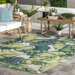 NuLOOM Lisa Floral Indoor/Outdoor Area Rug -Home Furnishing Store GUEST 3b922cbd a80a 48fc 9525 b27052284561