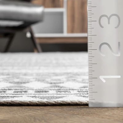 NuLOOM Kira Machine Washable Geometric Area Rug 2 NuLOOM Kira Machine Washable Geometric Area Rug - Image 2