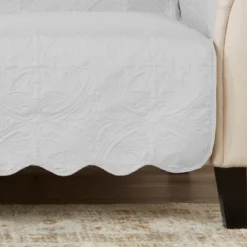 Great Bay Home Medallion Stitched Reversible Washable Pet Furniture Protector -Home Furnishing Store GUEST 4ea3ba5d 80a6 40c8 8110 4b4f33b1db6a