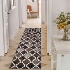 Contemporary Trellis Geometric Indoor Runner Or Area Rug By Blue Nile Mills.