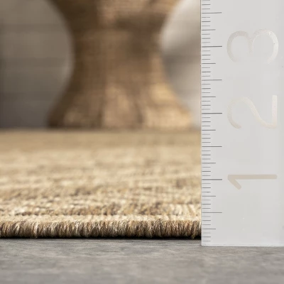 NuLOOM Landry Aztec Indoor And Outdoor Area Rug 2 NuLOOM Landry Aztec Indoor And Outdoor Area Rug - Image 2