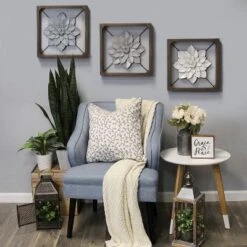 Framed Metal Flower Wall Sign Gray - Stratton Home Decor