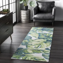 NuLOOM Lisa Floral Indoor/Outdoor Area Rug
