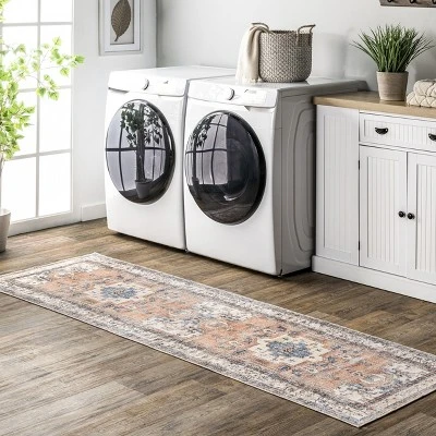 NuLOOM Eleanor Machine Washable Distressed Medallion Area Rug 1 NuLOOM Eleanor Machine Washable Distressed Medallion Area Rug